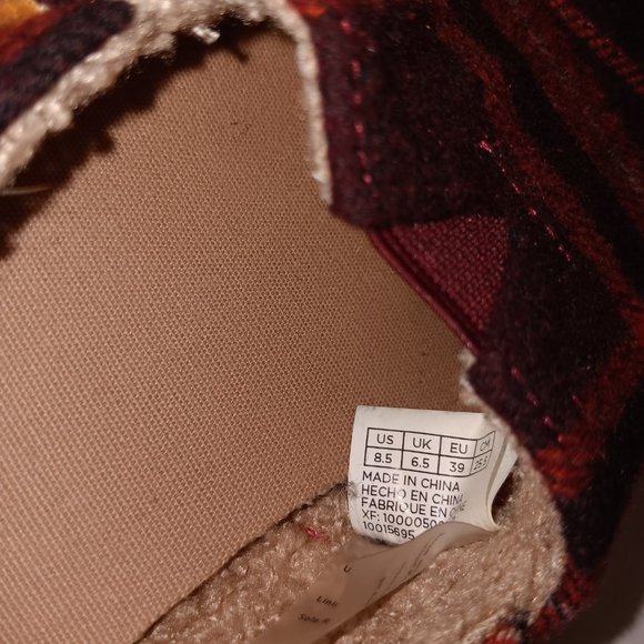 TOMS WOMEN'S ALPARGATA PLAID SLIP ON SHOES - Picture 5 of 13